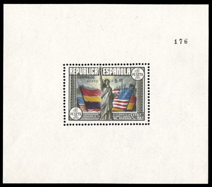 C97c, 1938 1P U.S. Constitution souvenir sheet surcharged Aereo + 5Pts, a pleasing mint example of this scarce souvenir sheet, well centered and crisp, o.g., l.h., very fine
1990 Rendon and 2004 Comex certificates (Edifil 766 Ç1,500).